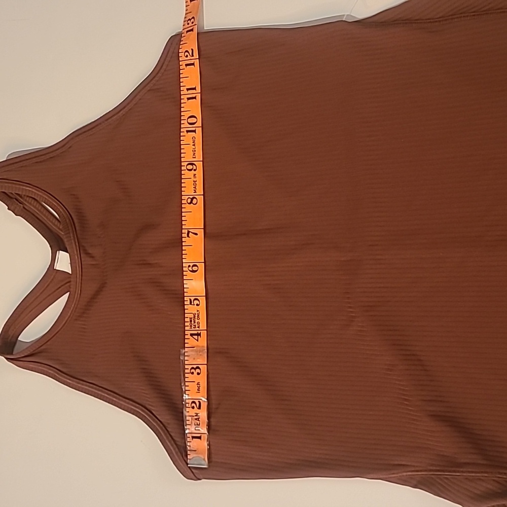 #82 NWT Lululemon Base Pace Ribbed Tank size 2 t1192 - Picture 2 of 7
